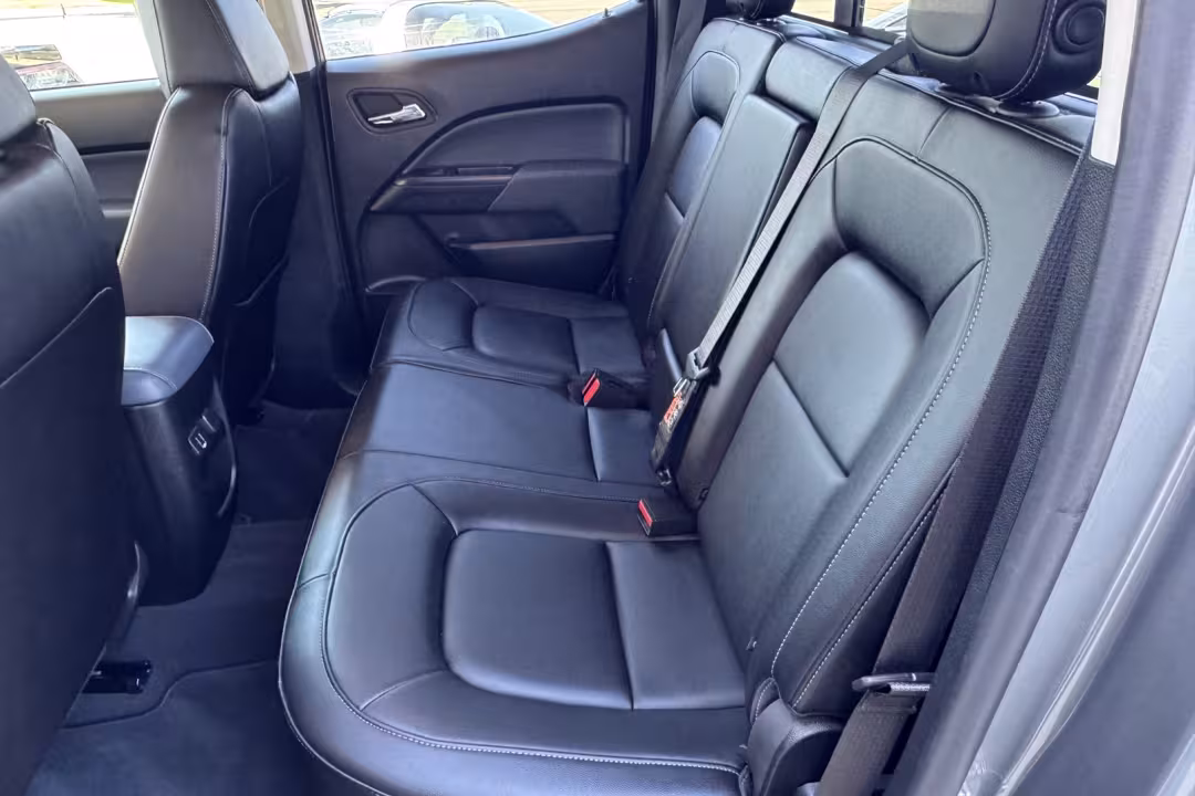 2019 Chevrolet Colorado - 1GCPTDE18K1185748 - Image #17