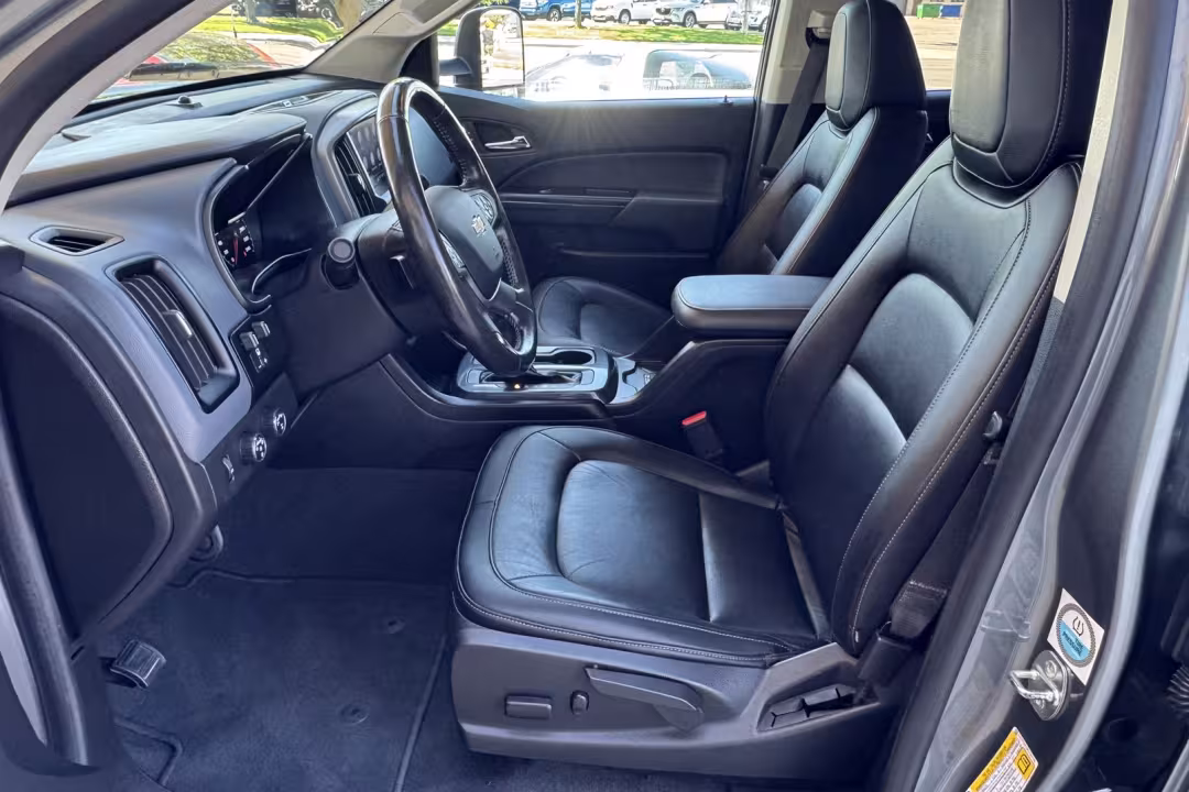2019 Chevrolet Colorado - 1GCPTDE18K1185748 - Image #18